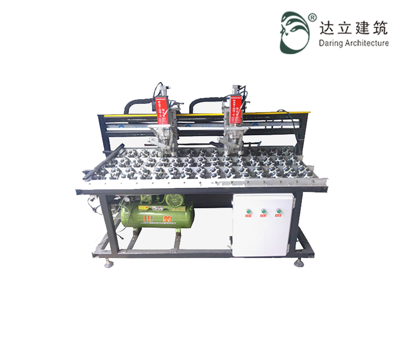 上海達(dá)立英文定制型網(wǎng)站